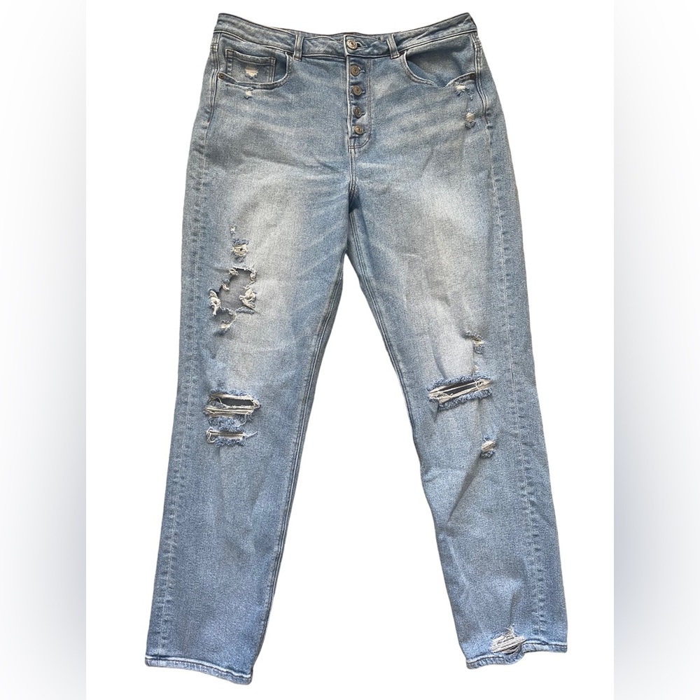 American Eagle Mom Jeans Button Fly Light Wash Distressed Size 14 Extra Long